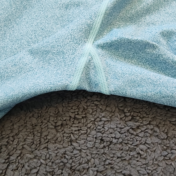 Zyia Light n Tight Capri aqua melange size medium - Picture 6 of 10